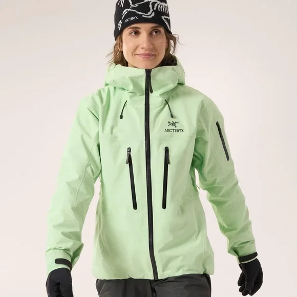 Arc’teryx Alpha AR hardshell hoody, size M, EUC - Picture 10 of 13